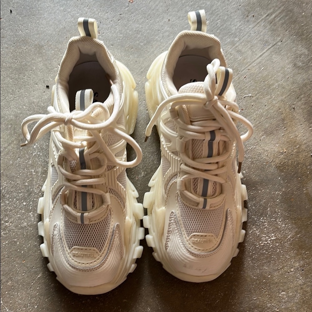 Cream Fashion Sneakers with Chunky Soles